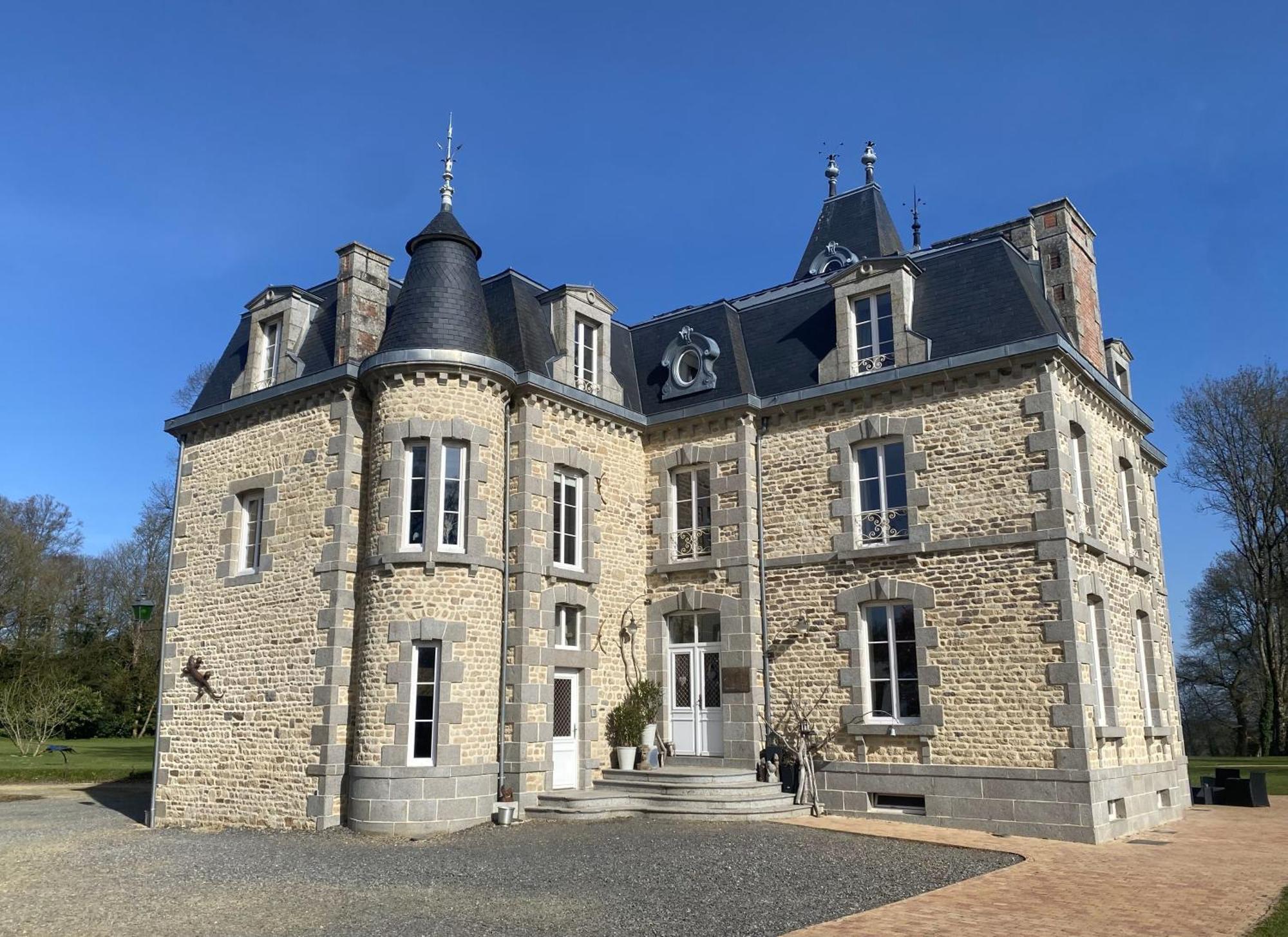 Au Chateau La Lucerne-d'Outremer ภายนอก รูปภาพ